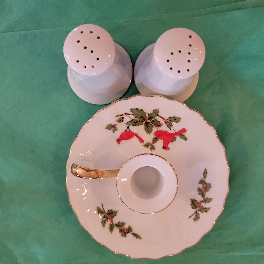 Vintage Lefton Salt & Pepper Shakers & Candle Holder ~ Christmas Cardinal Motif